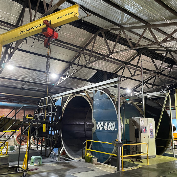 New top-of-range moulding machine for Pioneer Plastics