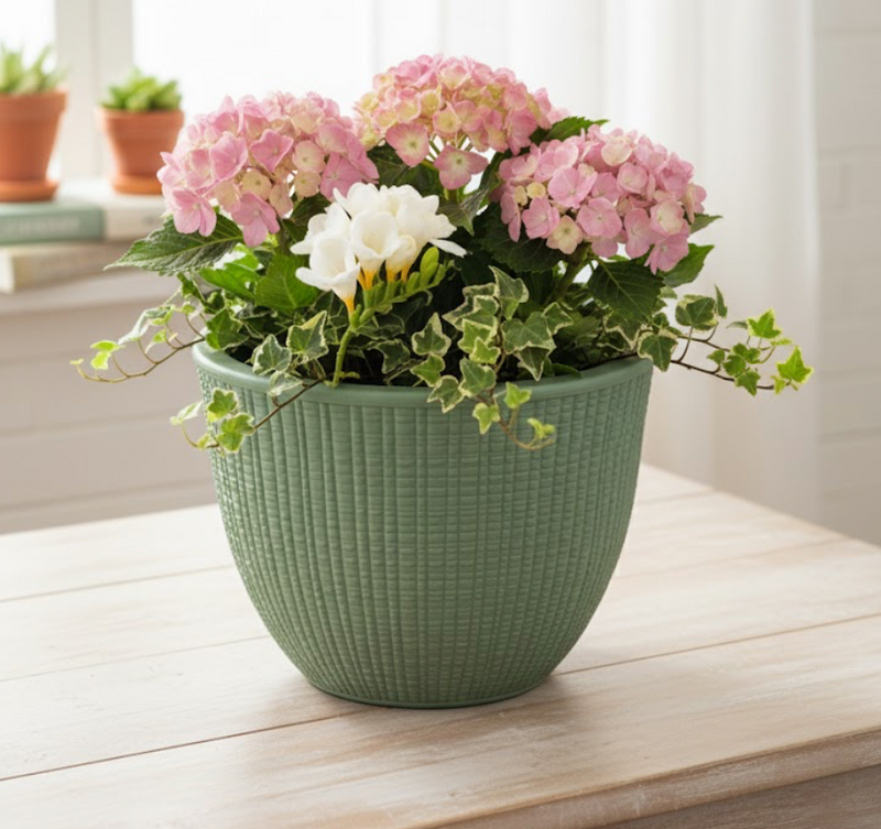 Small Poly Deco Flower Pot