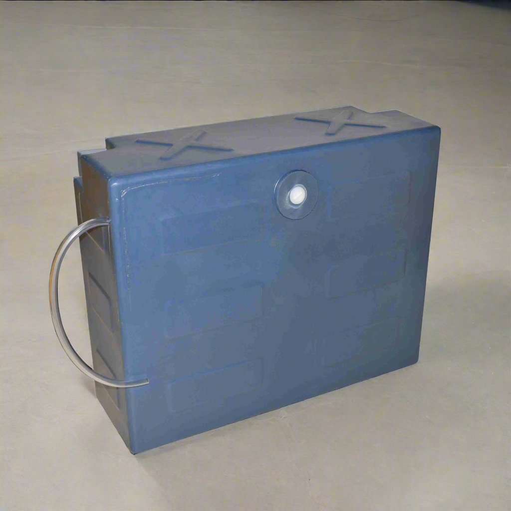 240L Toilet Tank — Pioneer Plastics